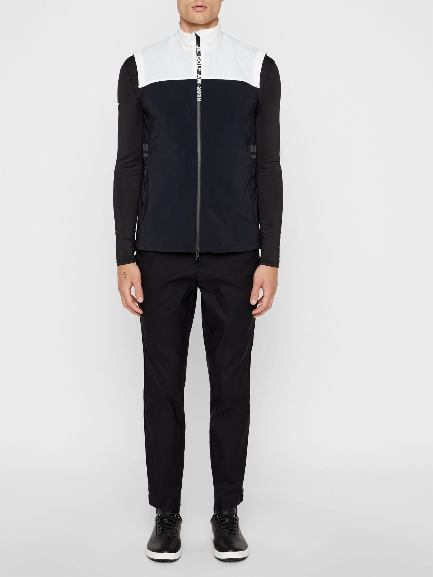 J.Lindeberg Men's Archer Softshell Golf Vest Black 6 J.Lindeberg Men's Archer Softshell Golf Vest Black - Image 4