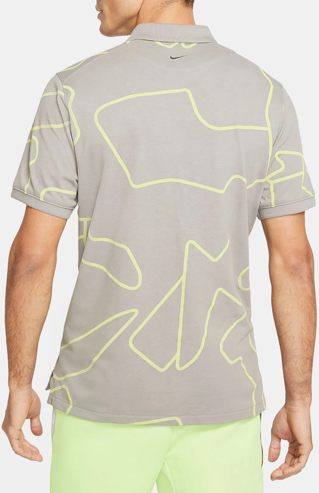 Nike Men's NRG Golf Polo Dust 4 Nike Men's NRG Golf Polo Dust - Image 2