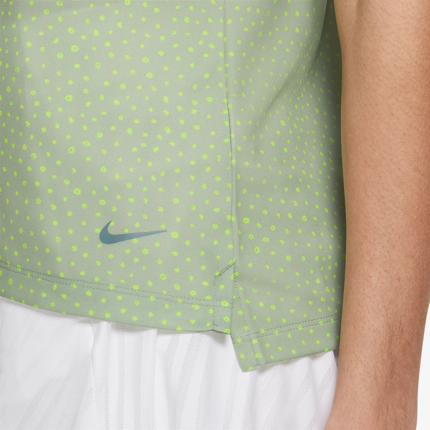 Nike Women's Dri-FIT Victory Printed Golf Polo Seafoam 5 Nike Women's Dri-FIT Victory Printed Golf Polo Seafoam - Image 3