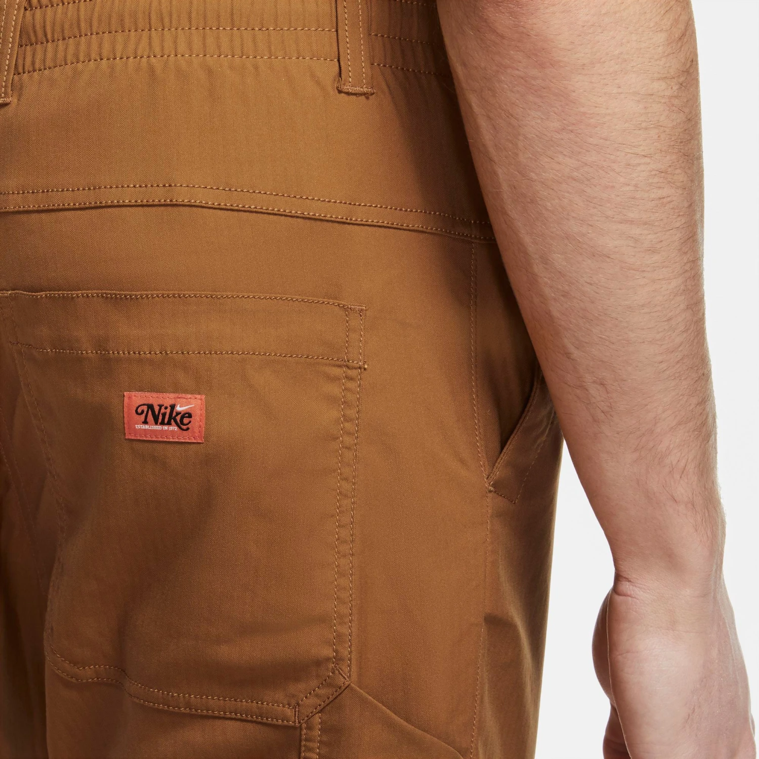 Nike Men's 2022 Dri-FIT Golf Pants Desert Bronze 5 Nike Men's 2022 Dri-FIT Golf Pants Desert Bronze - Image 3