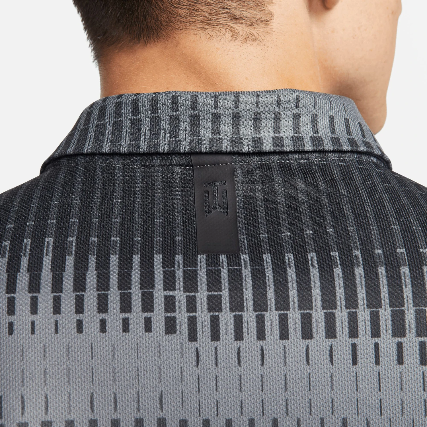 Nike Men's Dri-FIT ADV Tiger Woods Golf Polo University Red/black 7 Nike Men's Dri-FIT ADV Tiger Woods Golf Polo University Red/black - Image 5