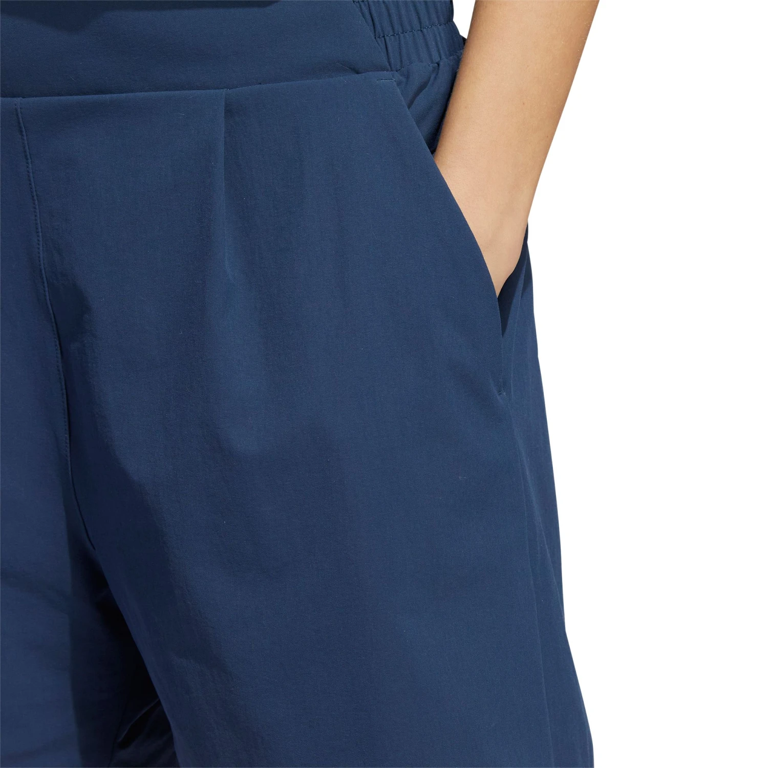 Adidas Women's Go-To Golf Shorts White 7 Adidas Women's Go-To Golf Shorts White - Image 5