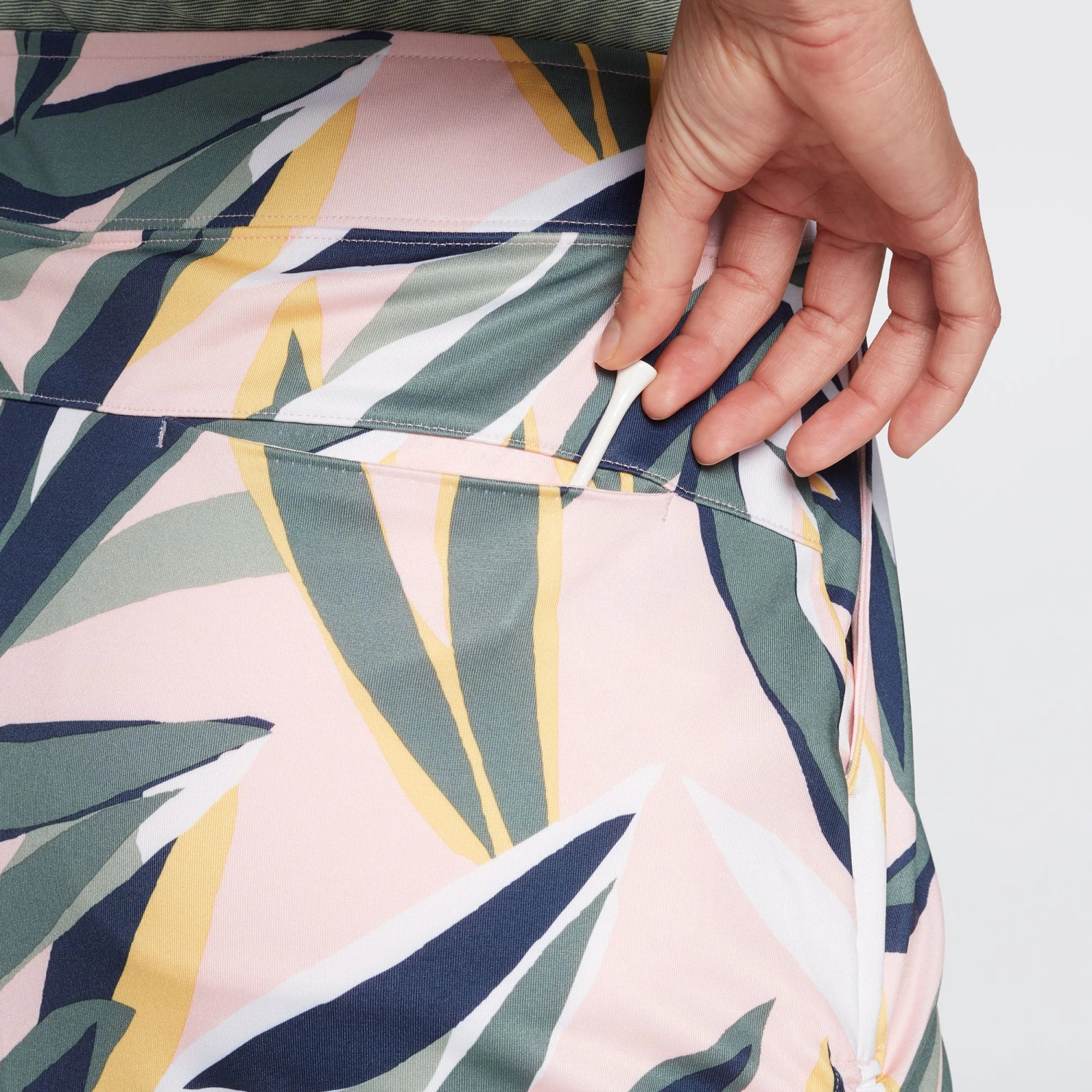 Lady Hagen Women's 16" Side Ruching Golf Skort Retro Leaf Frosted Pink 8 Lady Hagen Women's 16" Side Ruching Golf Skort Retro Leaf Frosted Pink - Image 6