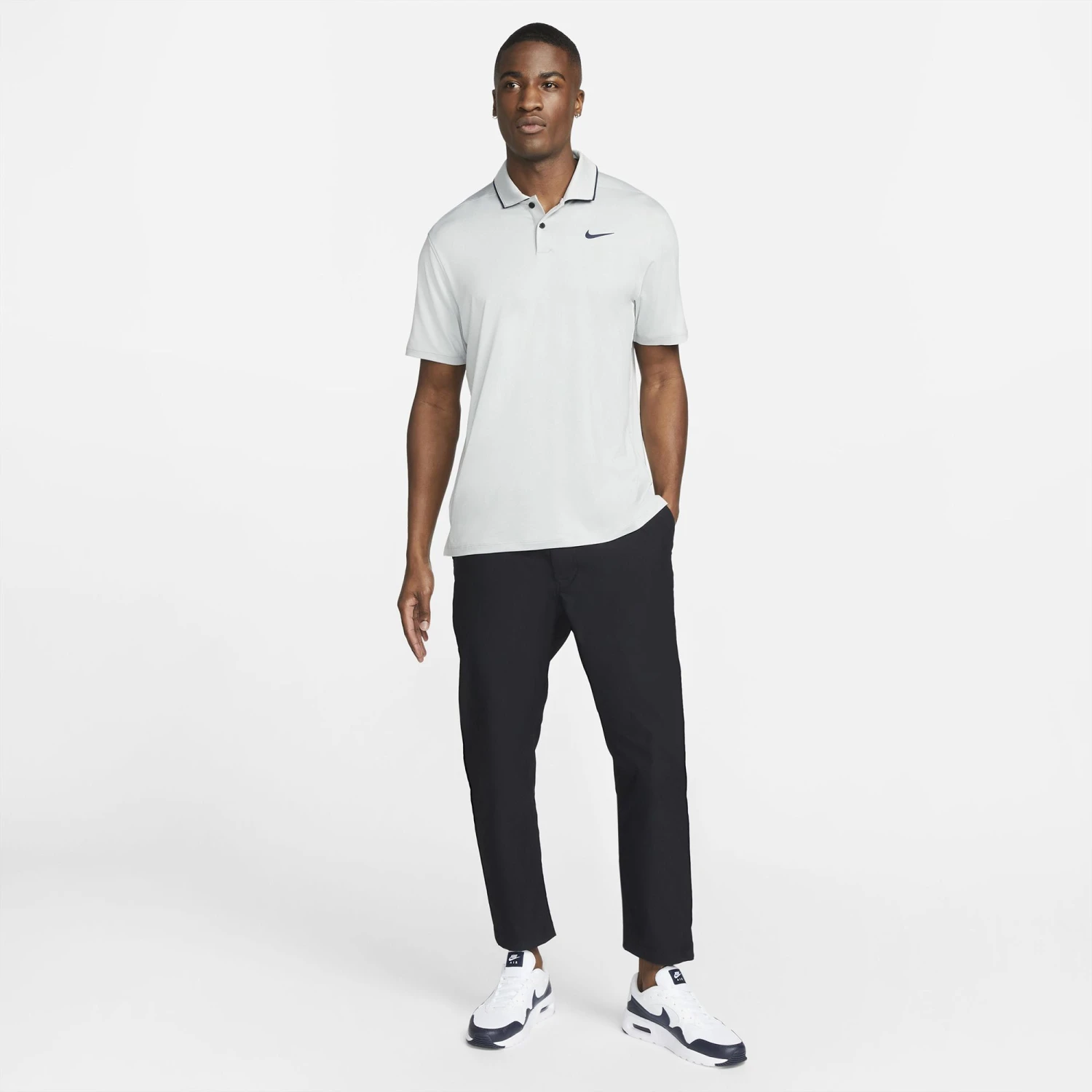Nike Men's Dri-FIT Vapor Golf Polo Lt Smoke Grey 4 Nike Men's Dri-FIT Vapor Golf Polo Lt Smoke Grey - Image 2