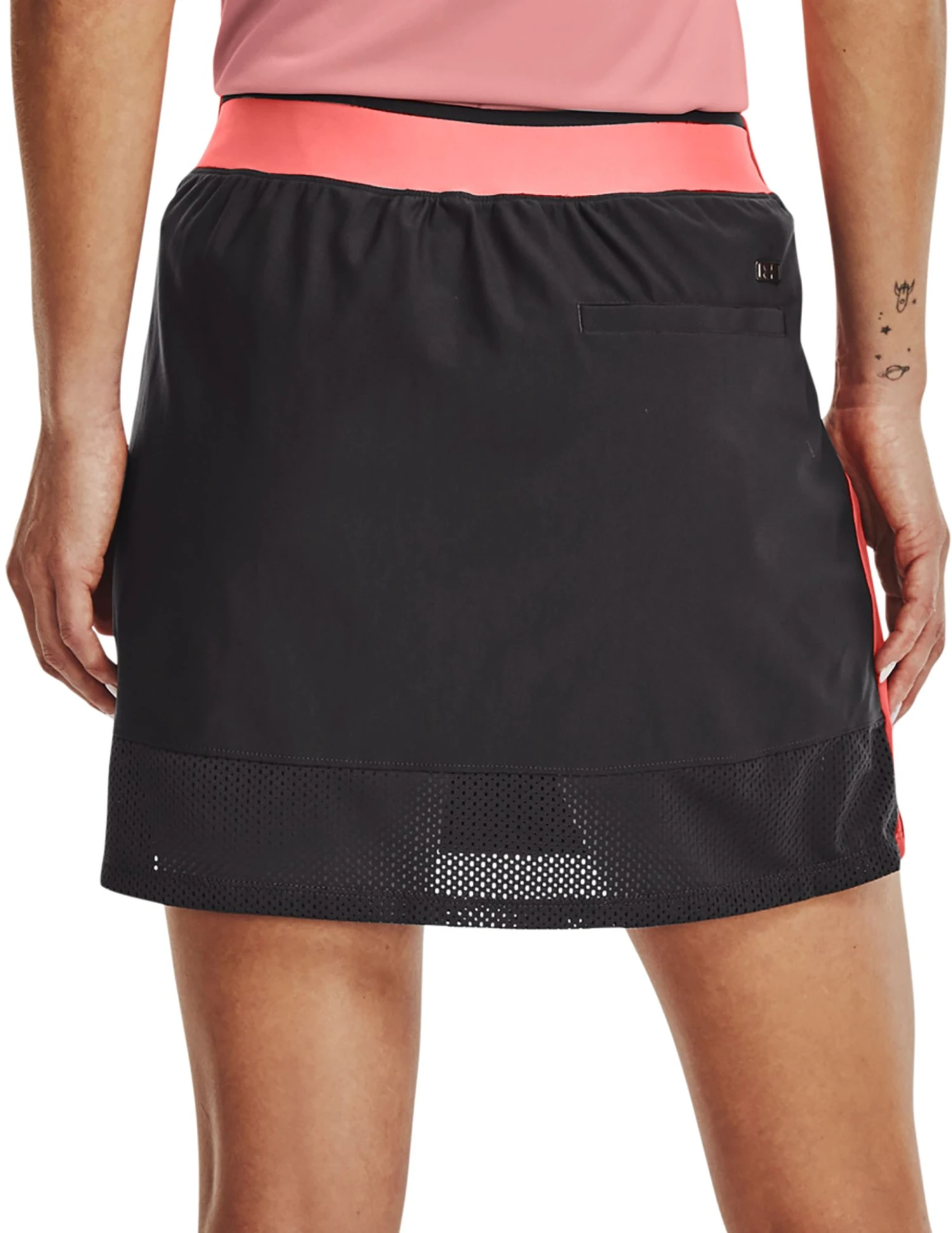 Under Armour Women's 14.5" Links Knit Golf Skort Gray 4 Under Armour Women's 14.5" Links Knit Golf Skort Gray - Image 2