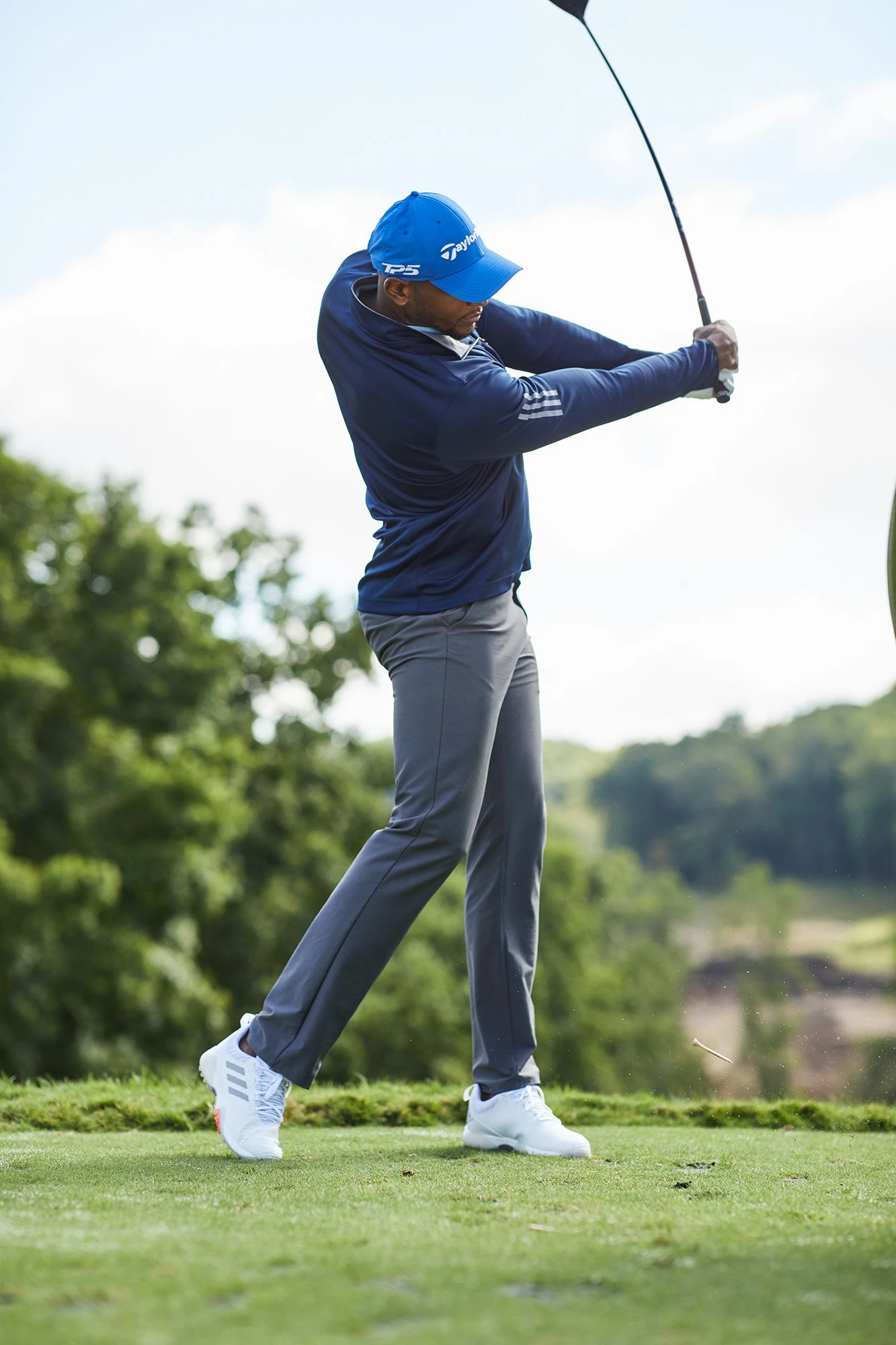 Adidas Men's Ultimate365 Classic Golf Pants Collegiate Navy 10 Adidas Men's Ultimate365 Classic Golf Pants Collegiate Navy - Image 8