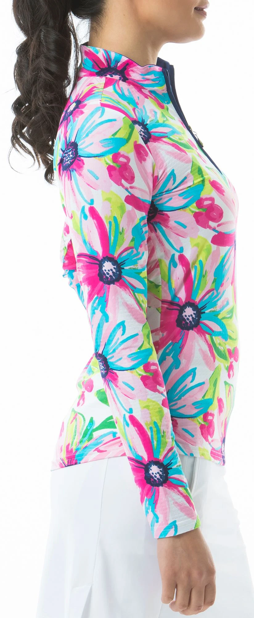 SanSoleil San Soleil Women's SoltekIce Long Sleeve Print Mock Neck Golf Shirt Dilli Dahlia 5 SanSoleil San Soleil Women's SoltekIce Long Sleeve Print Mock Neck Golf Shirt Dilli Dahlia - Image 3